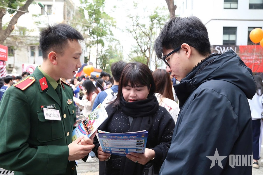 Sức hút tuyển sinh của Trường Sĩ quan Chính trị